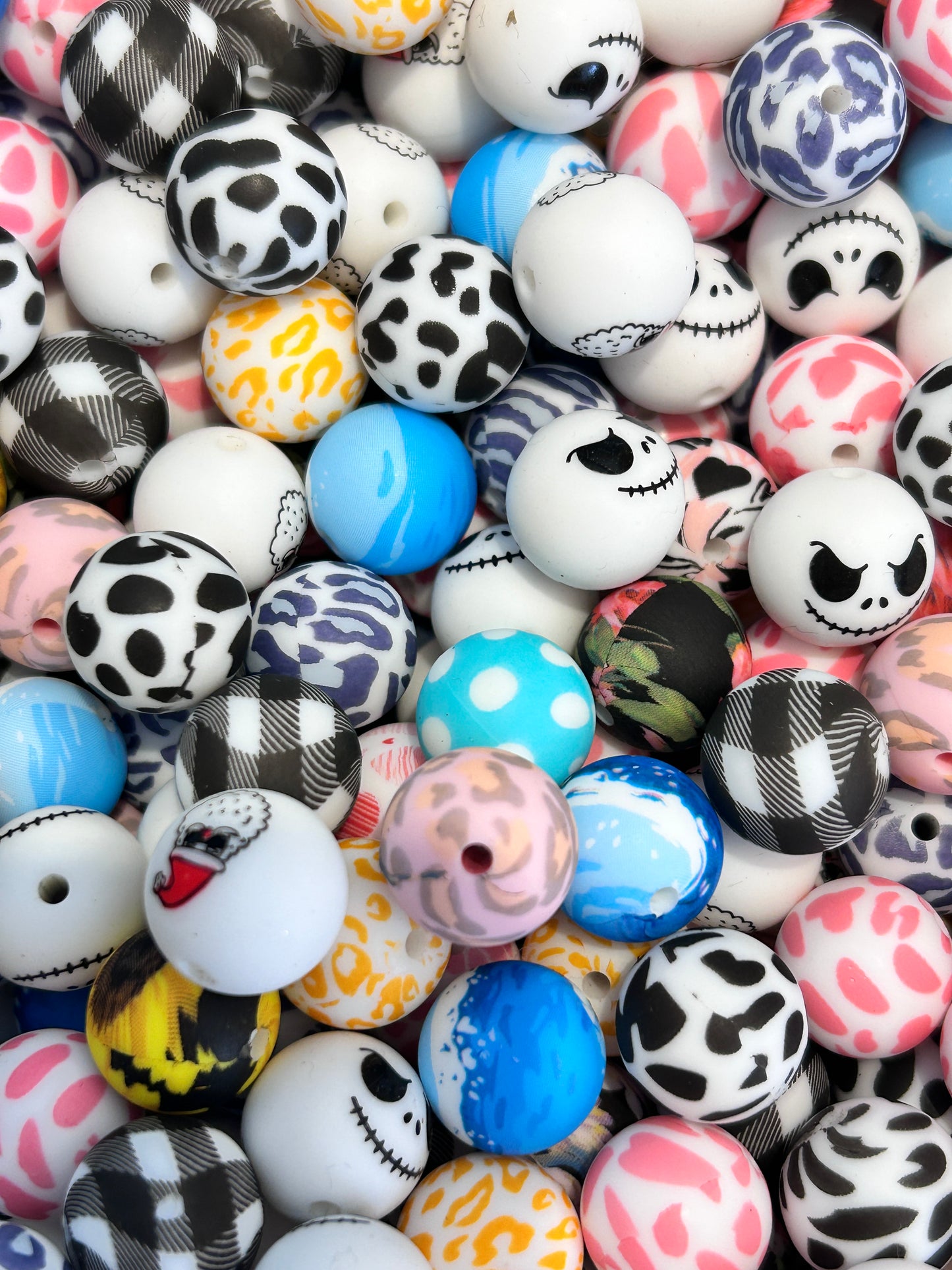 silcon panted beads(rubber.16mm):random choose